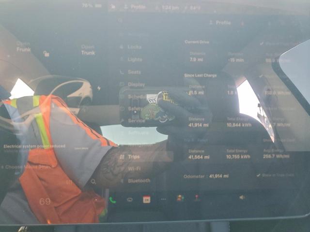 Tesla Model Y Image 6