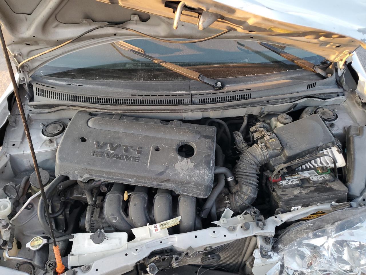 Toyota Corolla Ce Image 3