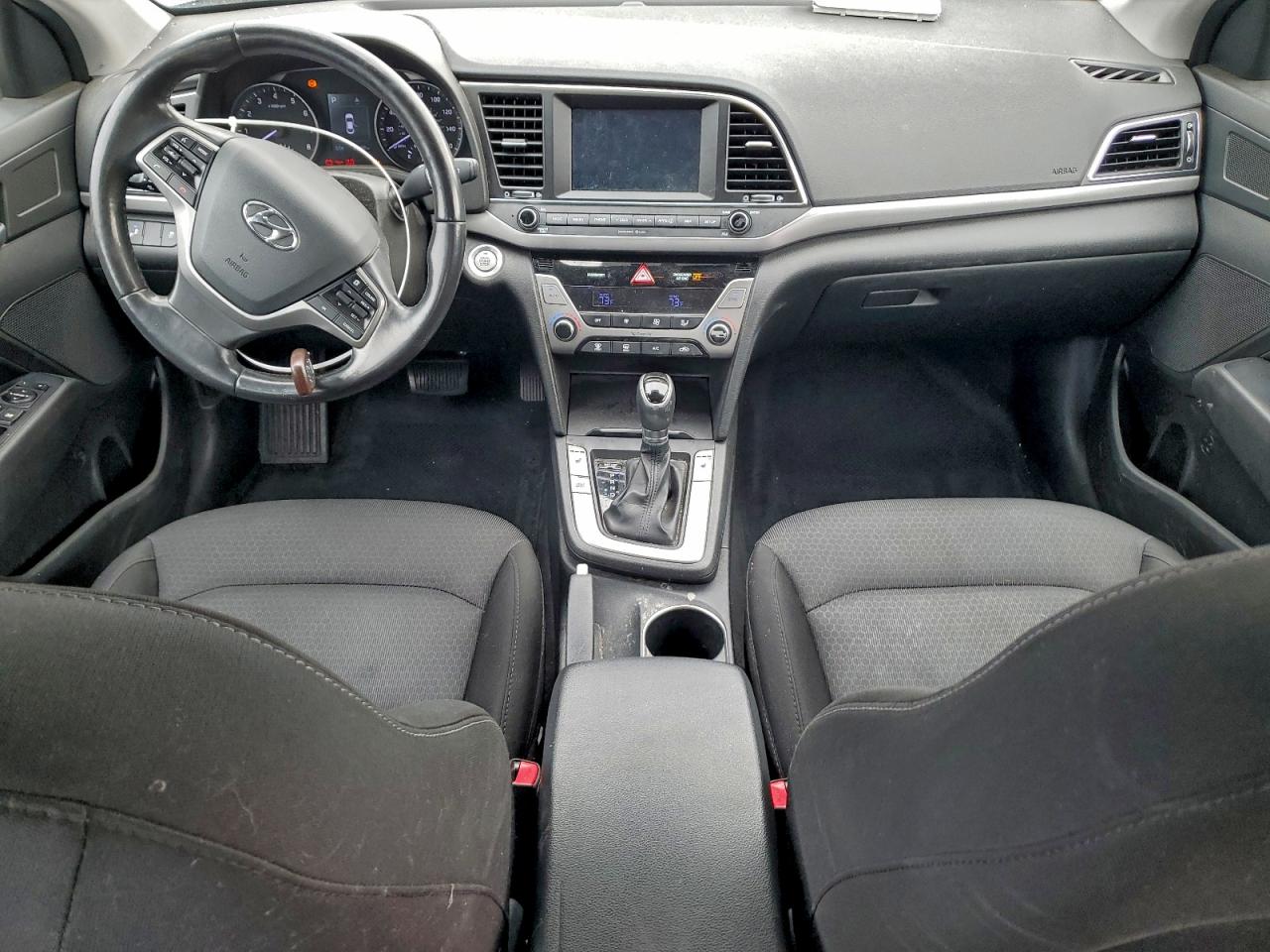 Hyundai ELANTRA Sel Image 12