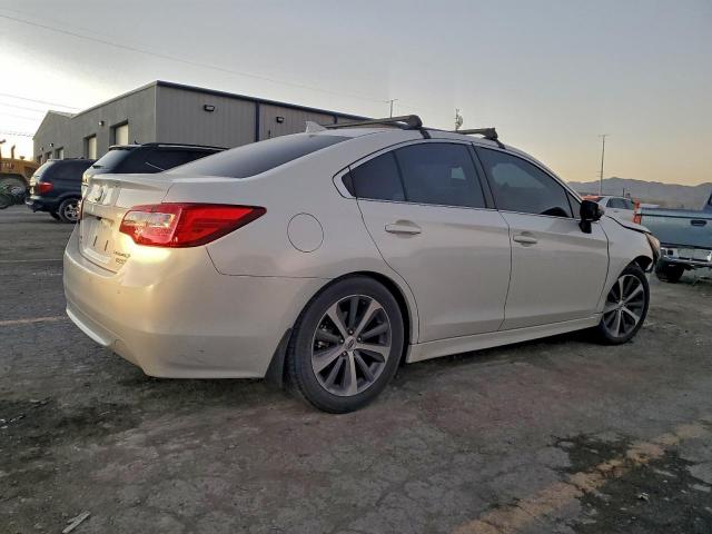 Subaru Legacy 2.5i Limited Image 9