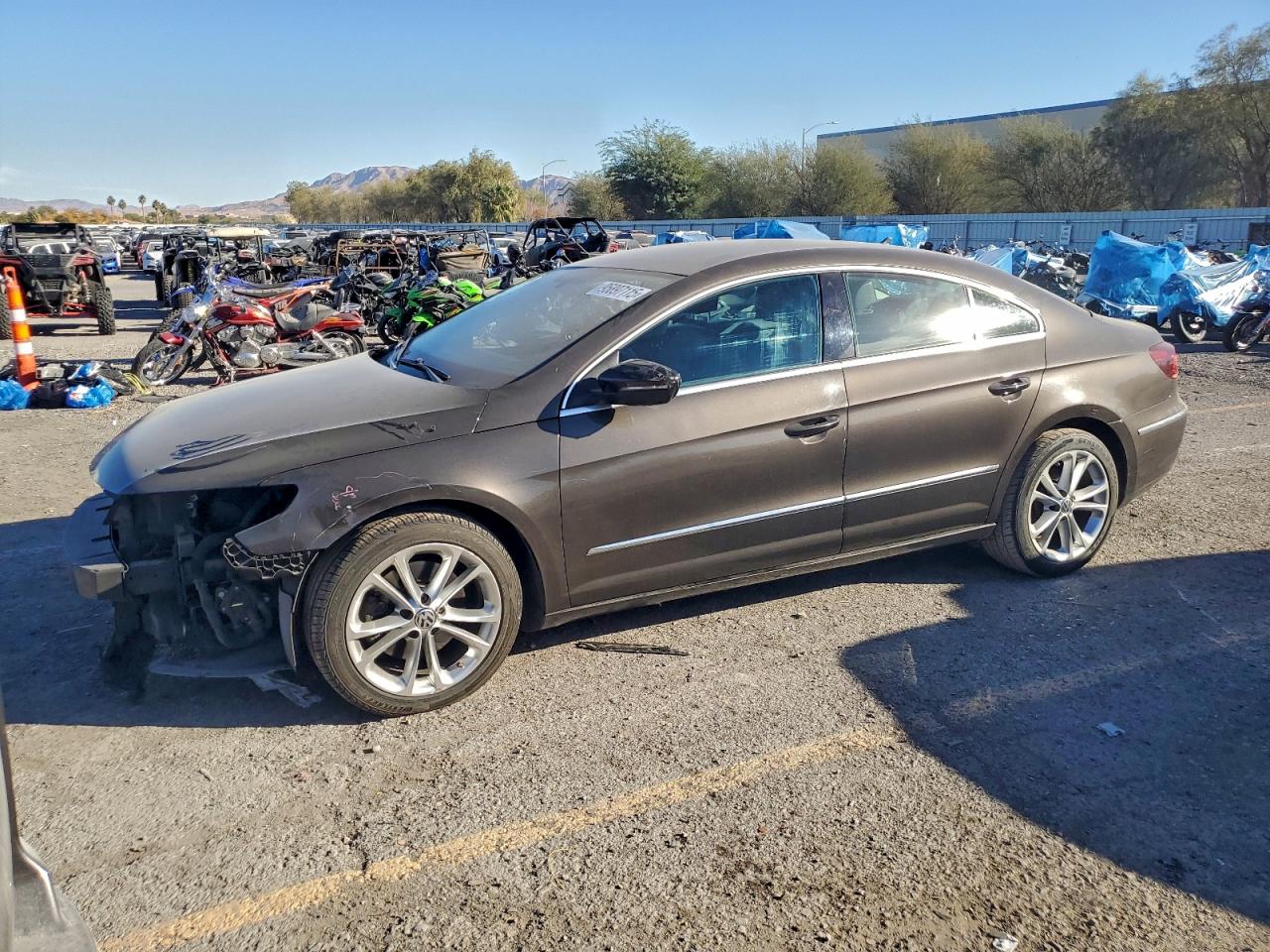 Volkswagen CC Base Image 1