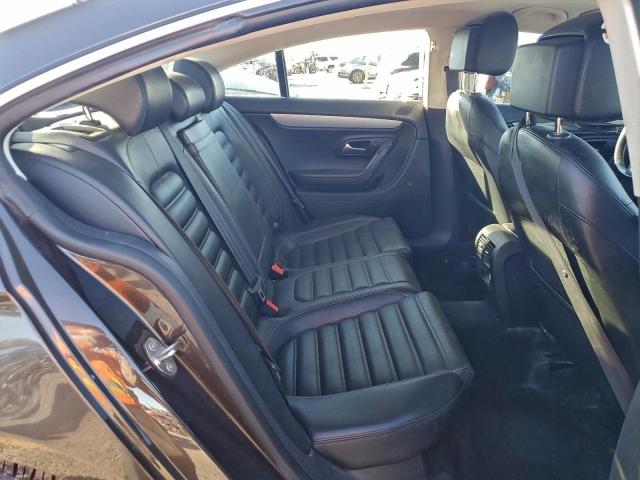 Volkswagen CC Base Image 10