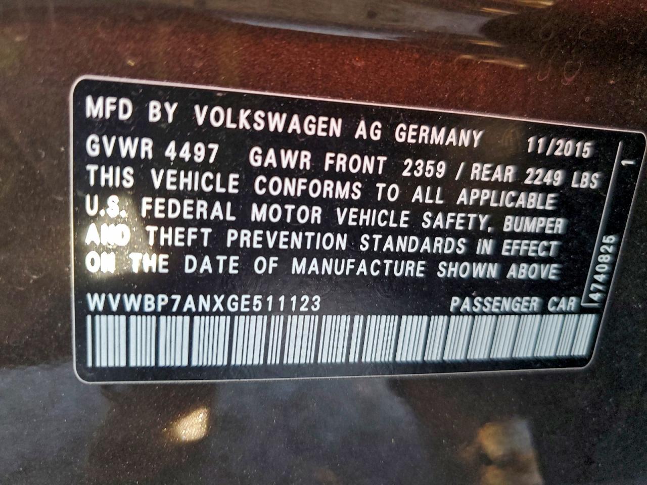 Volkswagen CC Base Image 11