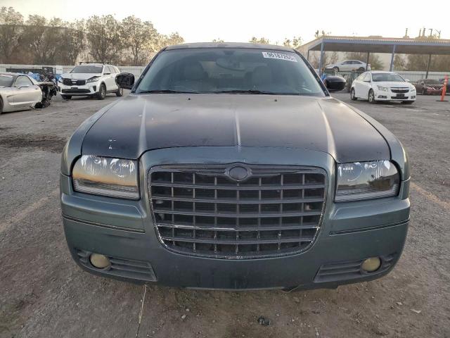 Chrysler 300 Touring Image 7