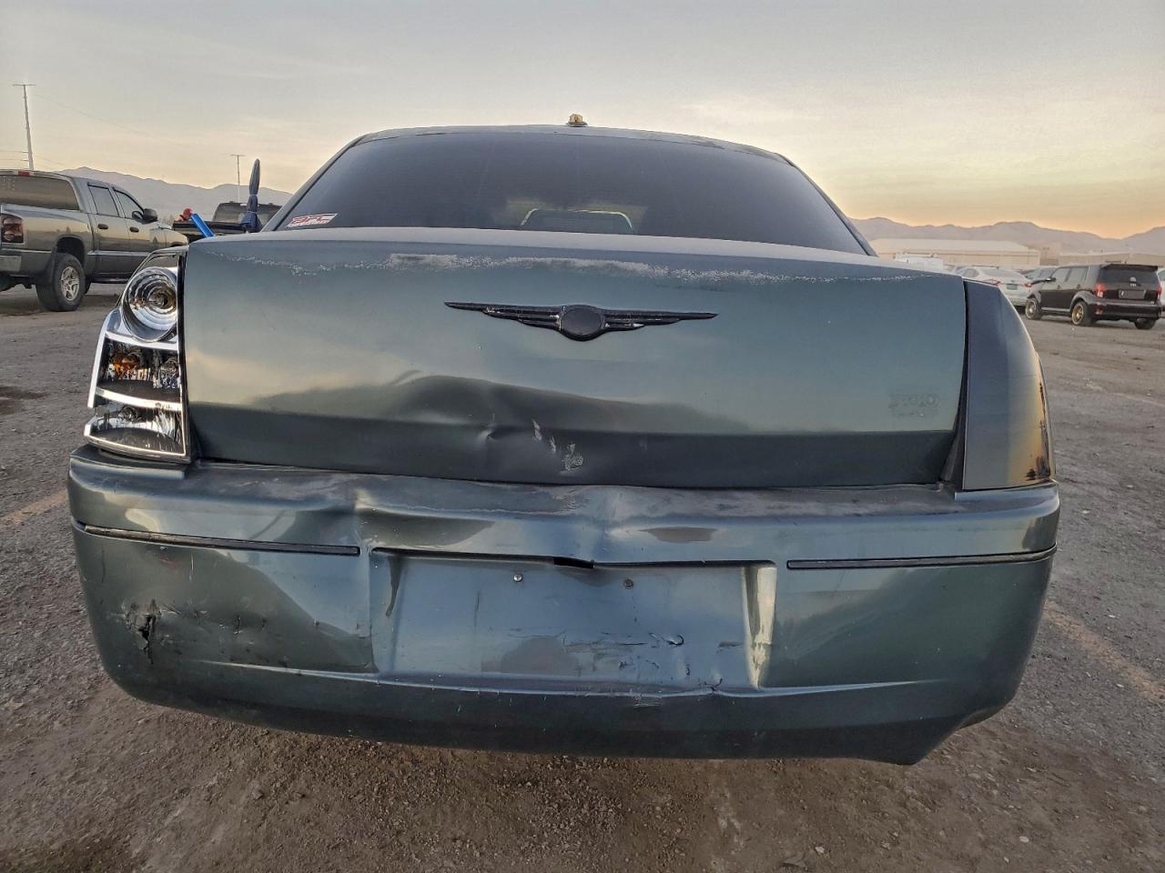 Chrysler 300 Touring Image 10