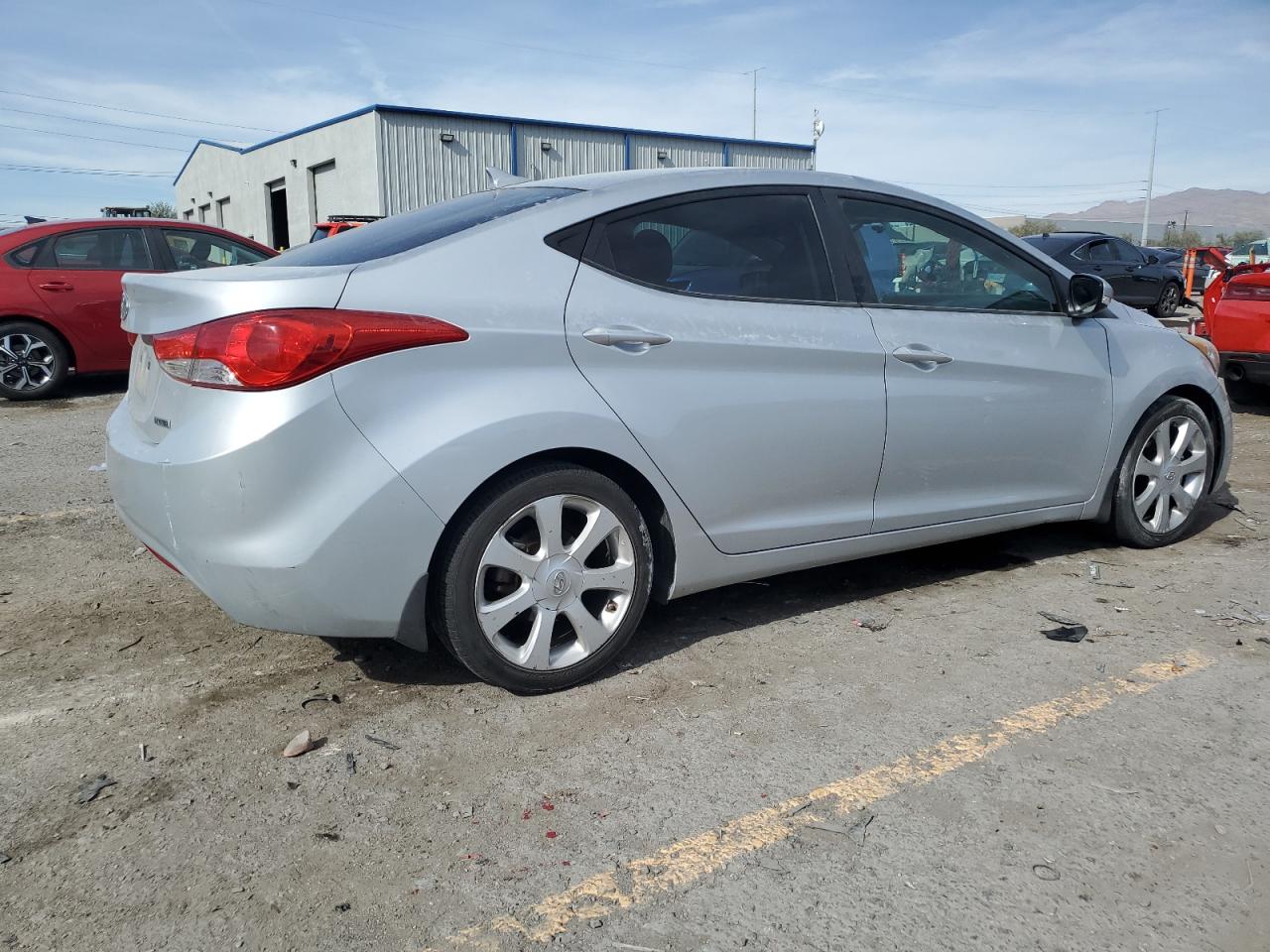 Hyundai ELANTRA Gls Image 9