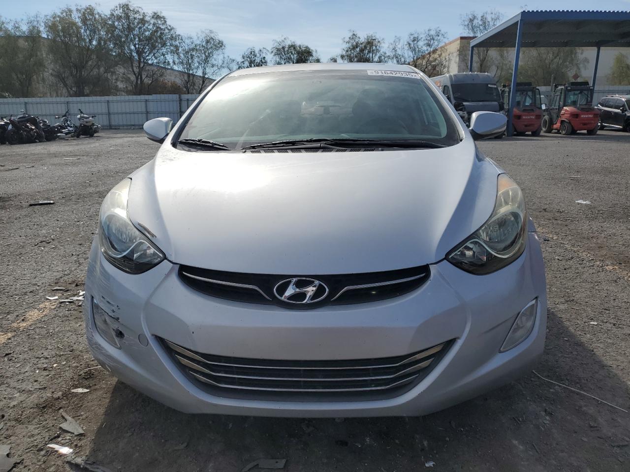 Hyundai ELANTRA Gls Image 8