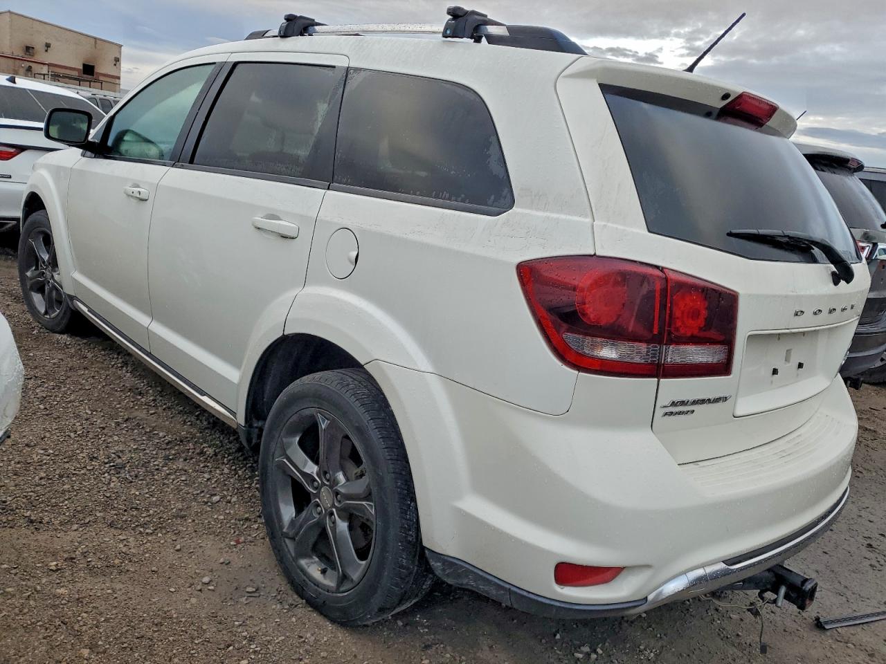 Dodge Journey Crossroad Image 2