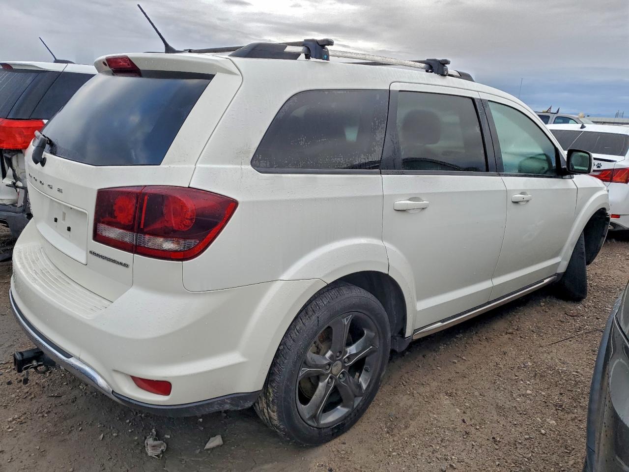 Dodge Journey Crossroad Image 5