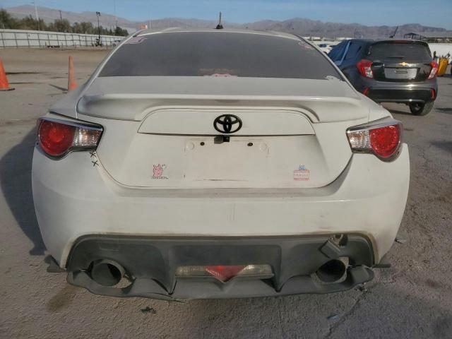 Toyota Scion Image 5