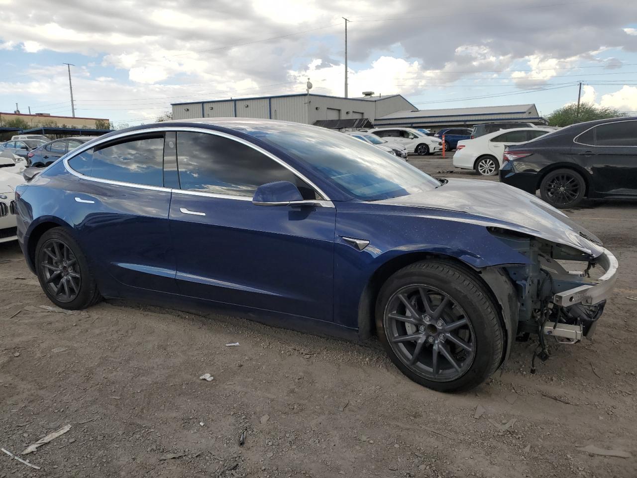 Tesla Model 3 Image 3
