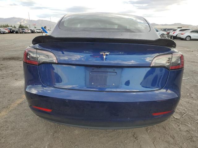 Tesla Model 3 Image 5