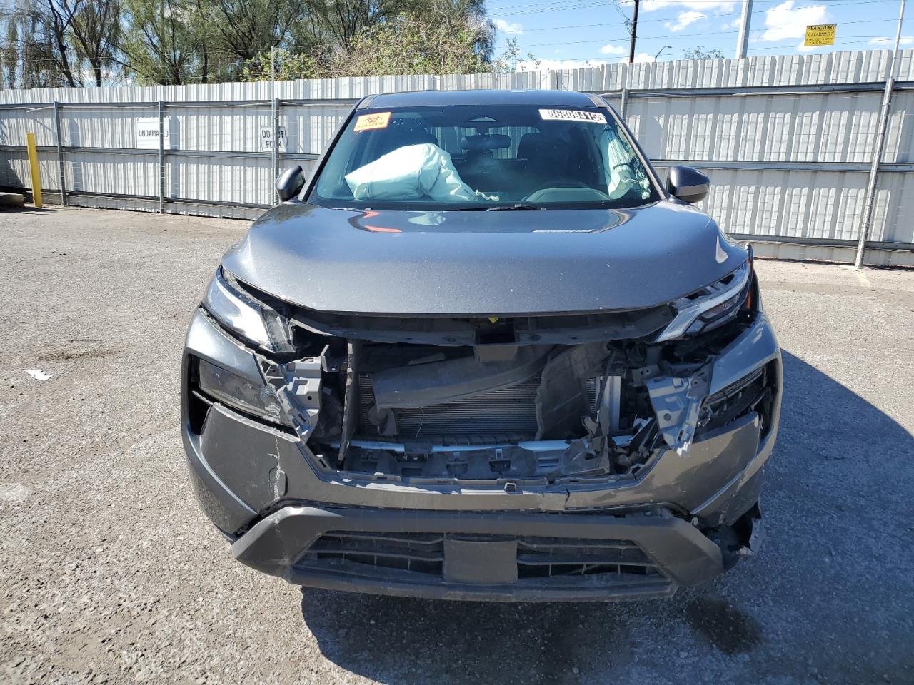 Nissan Rogue Sv Image 2