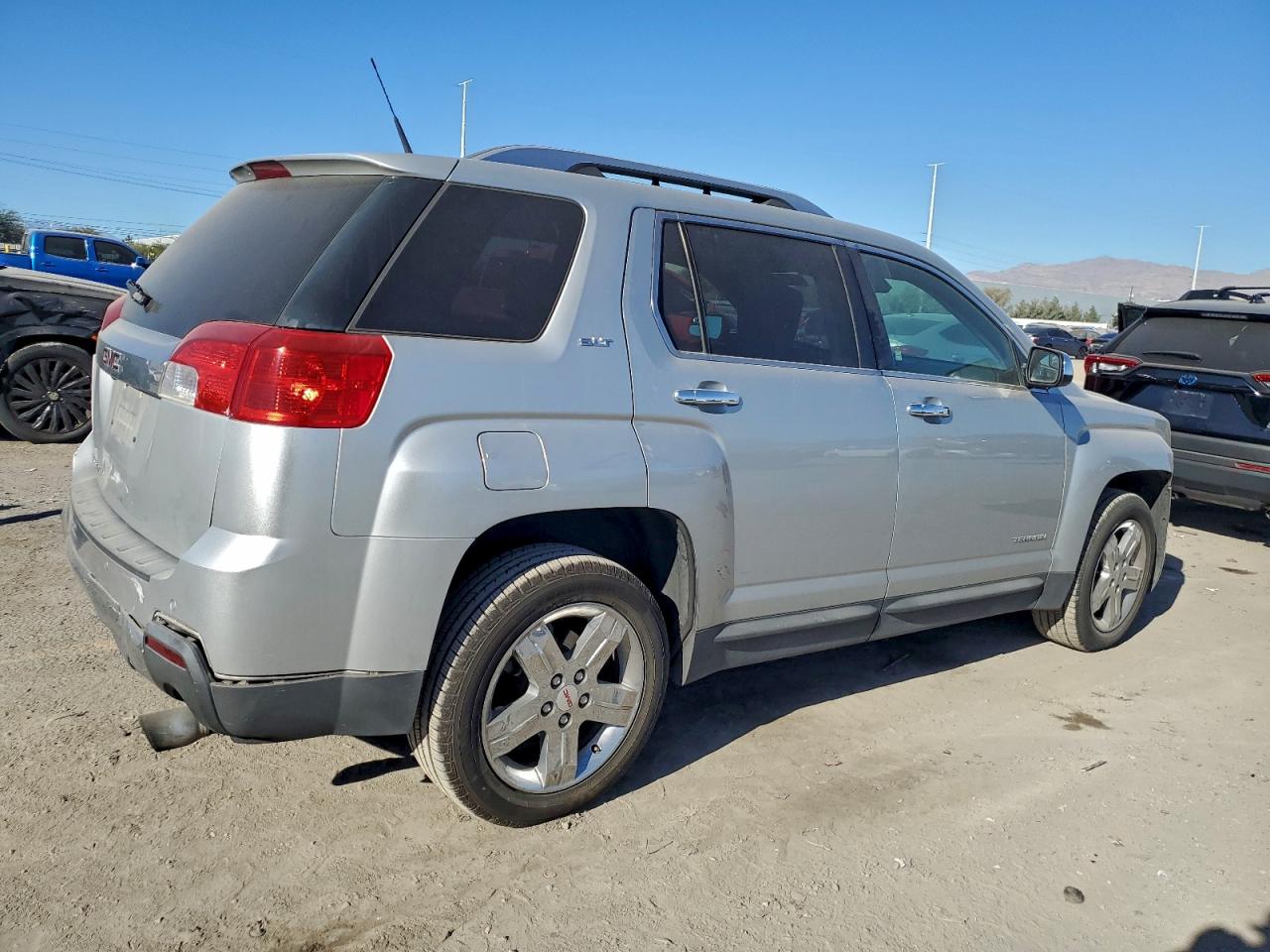 GMC Terrain Slt Image 2