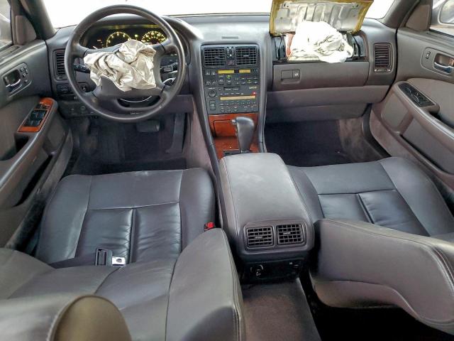 Lexus LS 400 Image 12