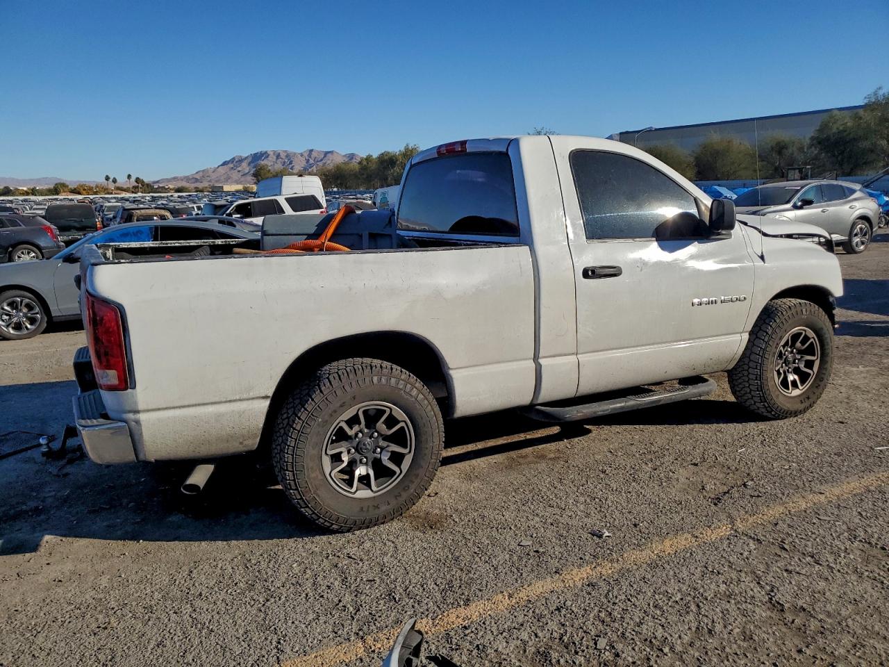 Dodge Ram 1500 St Image 10