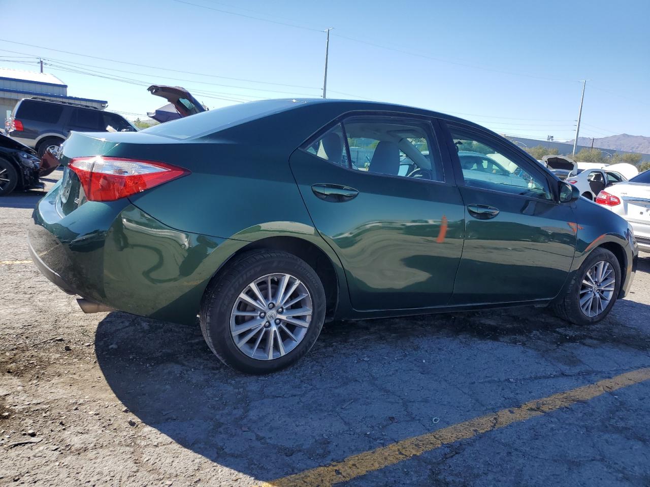 Toyota Corolla L Image 8