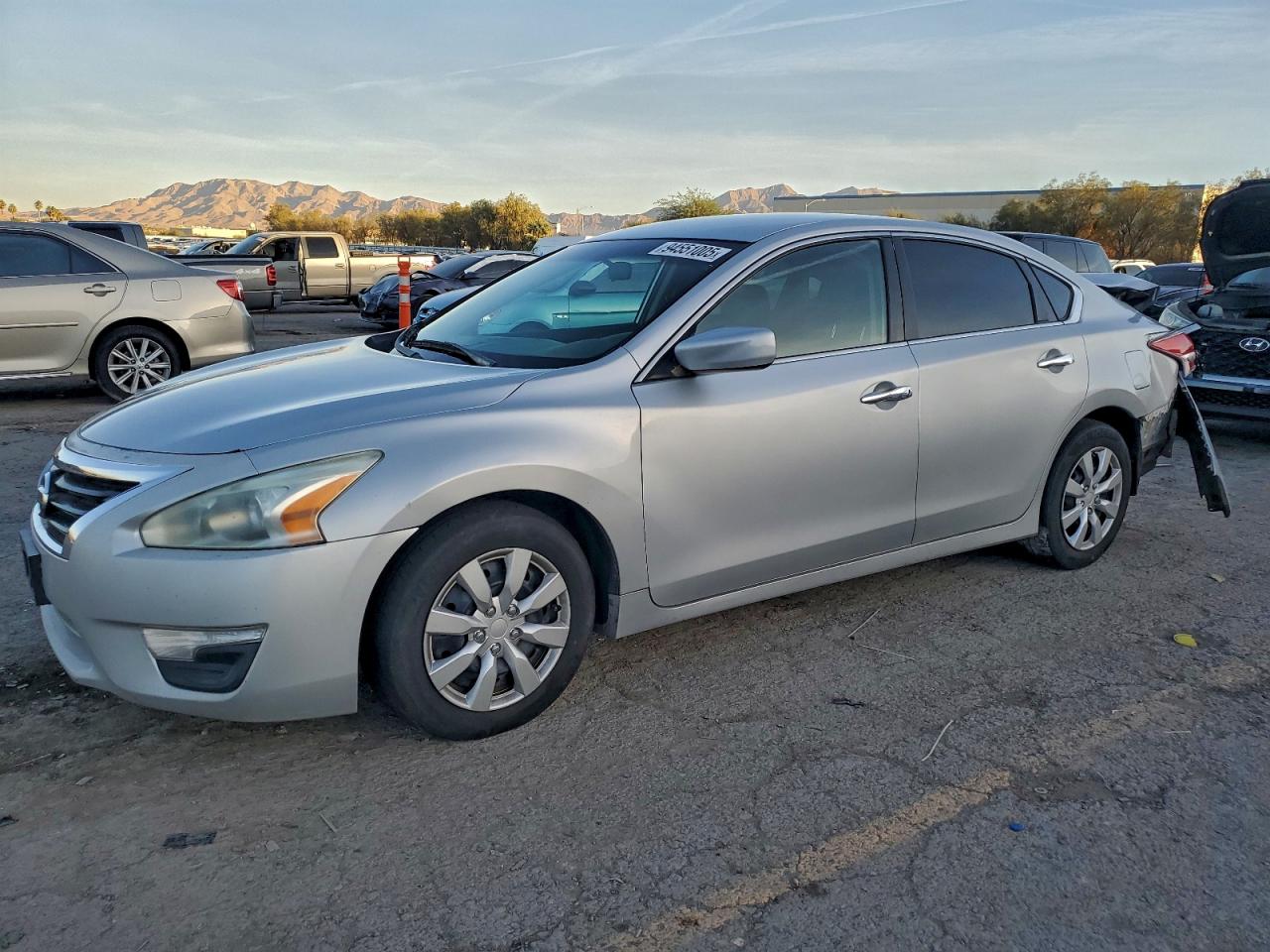 Nissan Altima 2.5 Image 1