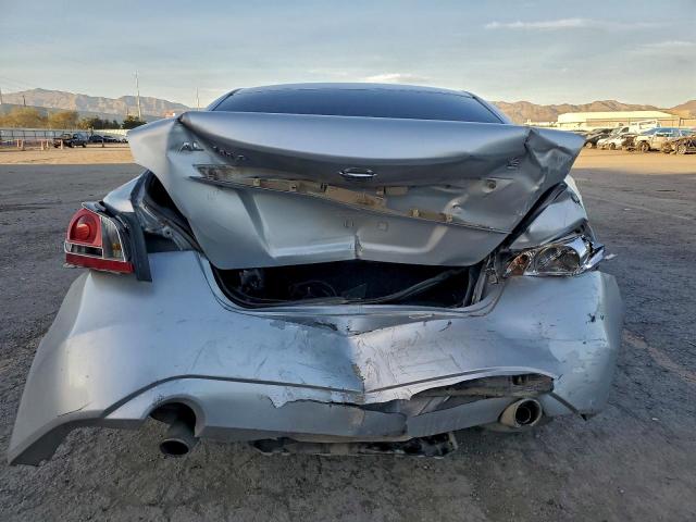 Nissan Altima 2.5 Image 5