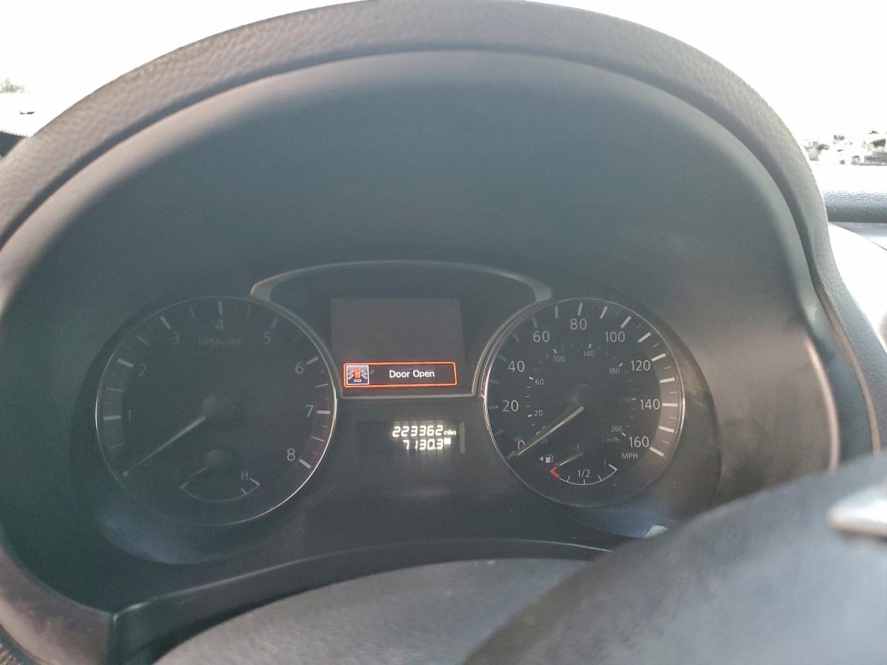 Nissan Altima 2.5 Image 9