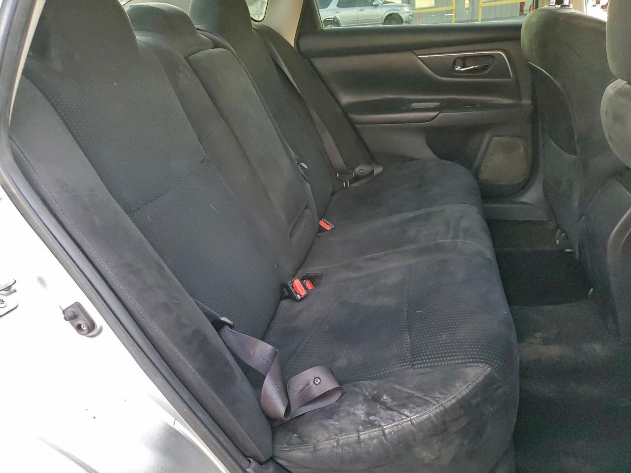 Nissan Altima 2.5 Image 10