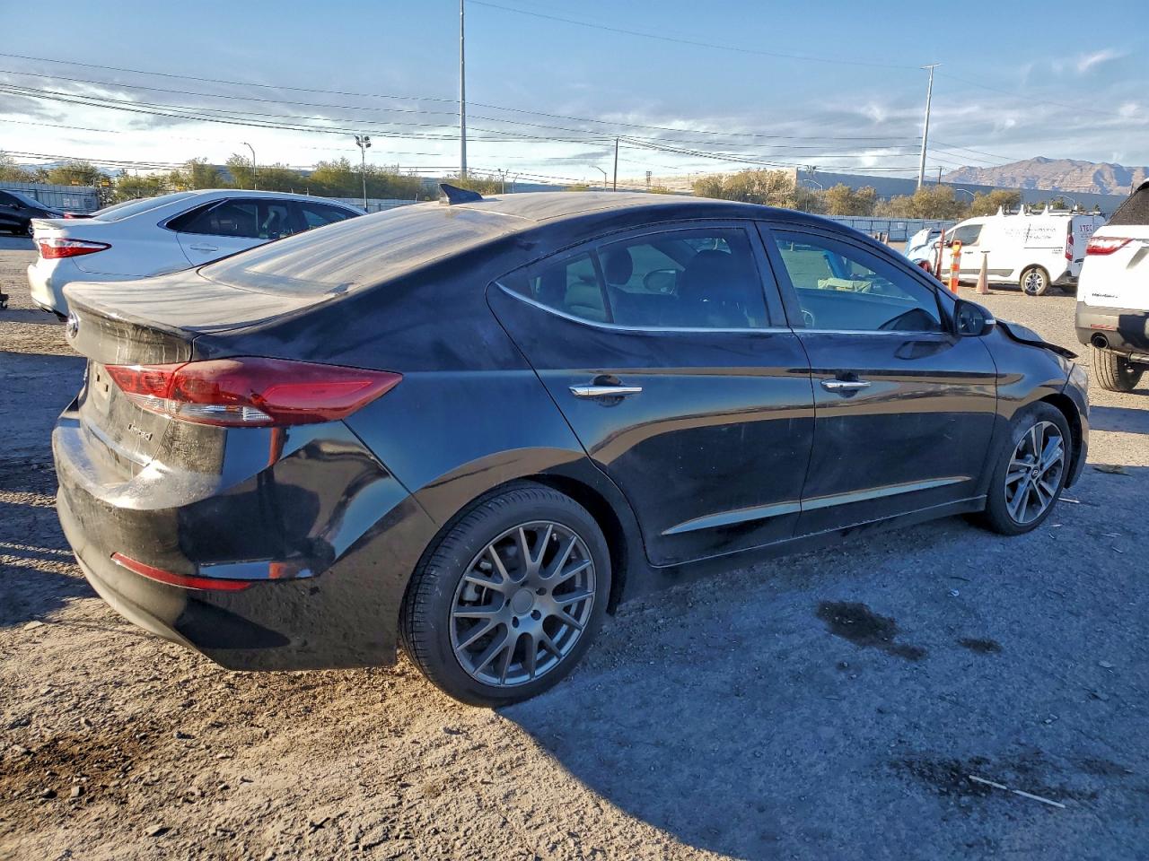 Hyundai ELANTRA Se Image 2