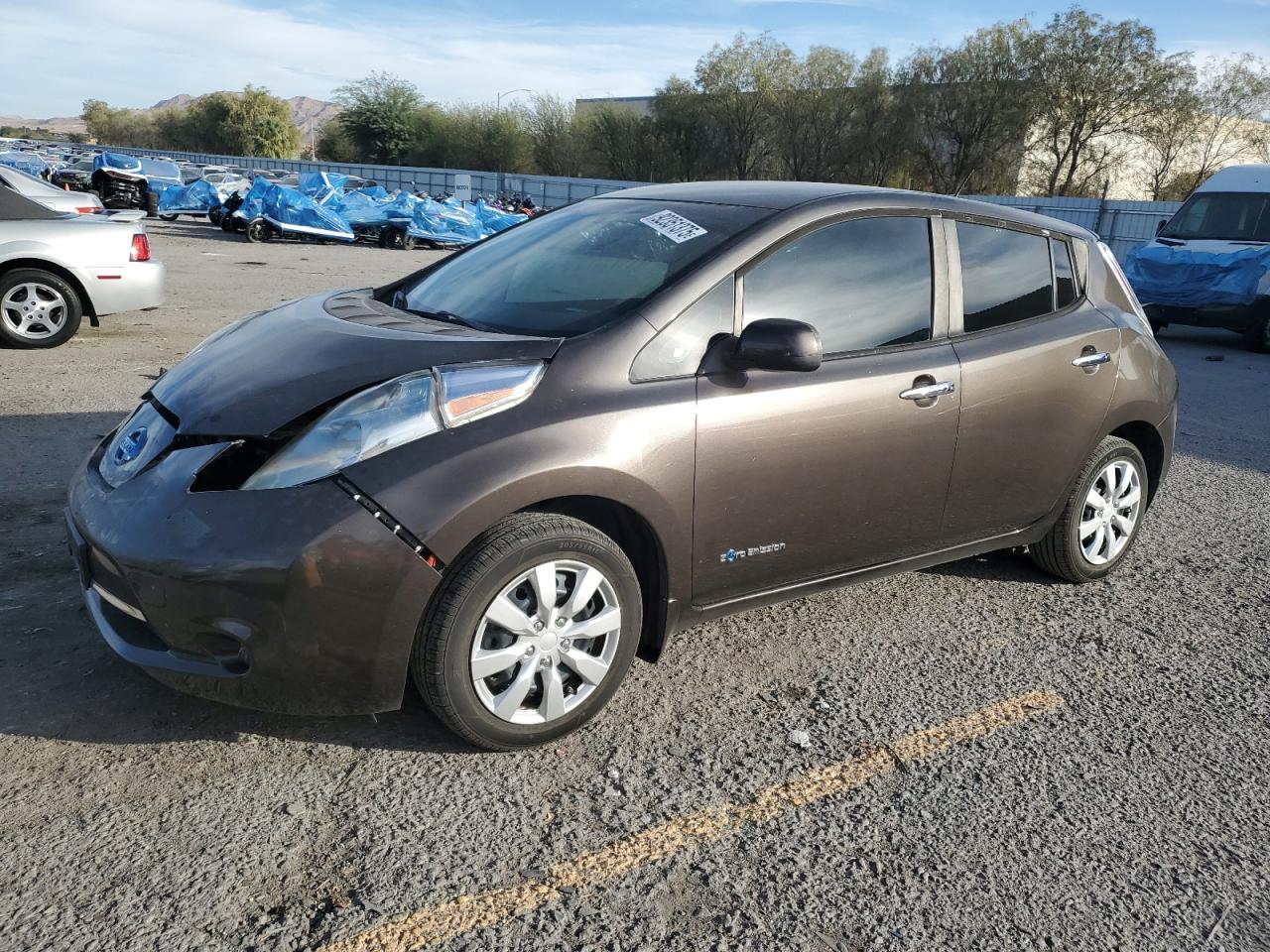 Nissan LEAF S Image 1