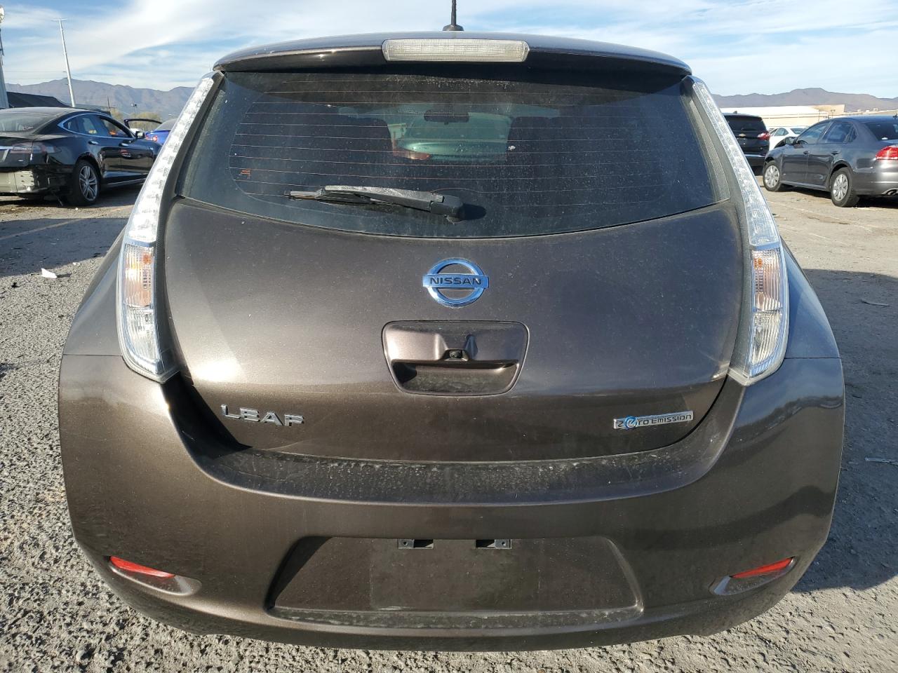 Nissan LEAF S Image 11