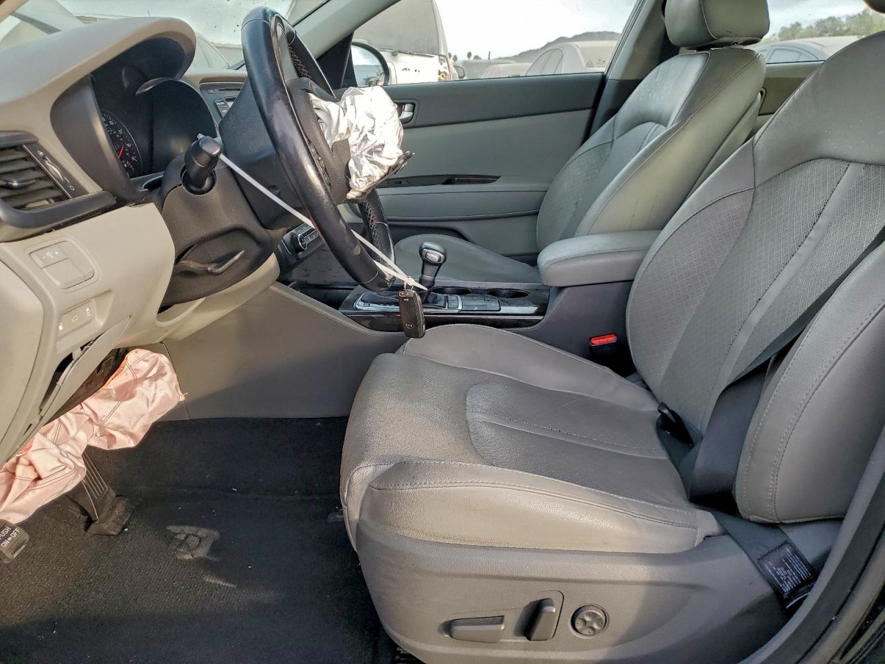 Kia Optima Ex Image 11