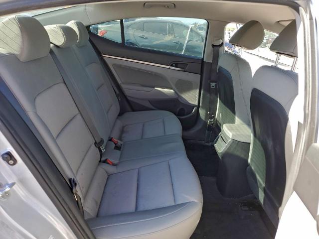 Hyundai ELANTRA Se Image 10