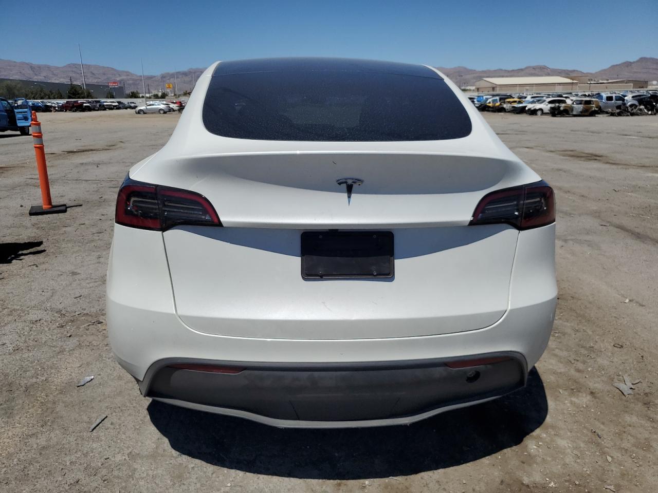 Tesla Model Y Image 7