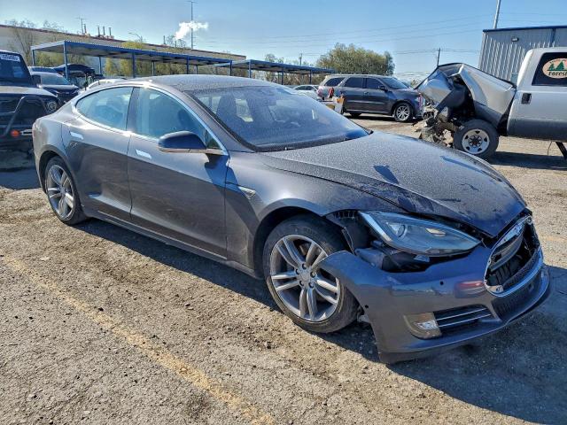 Tesla Model S 60 Image 3