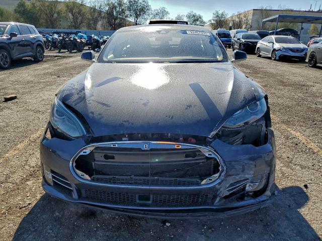 Tesla Model S 60 Image 4