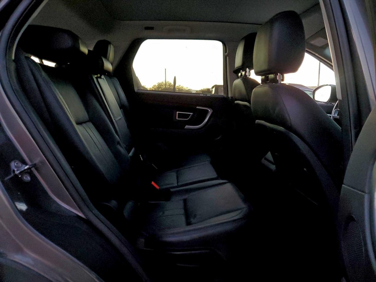 Land Rover Discovery Hse Image 4