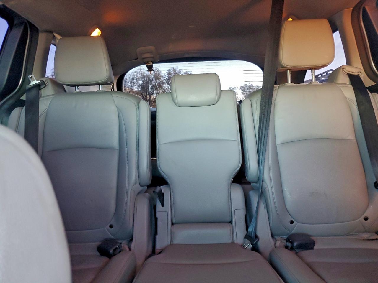 Honda Odyssey Exl Image 3