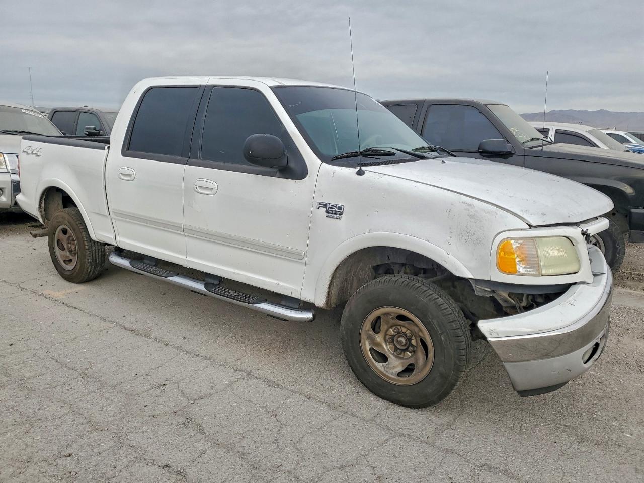 Ford F-150 Supercrew Image 5