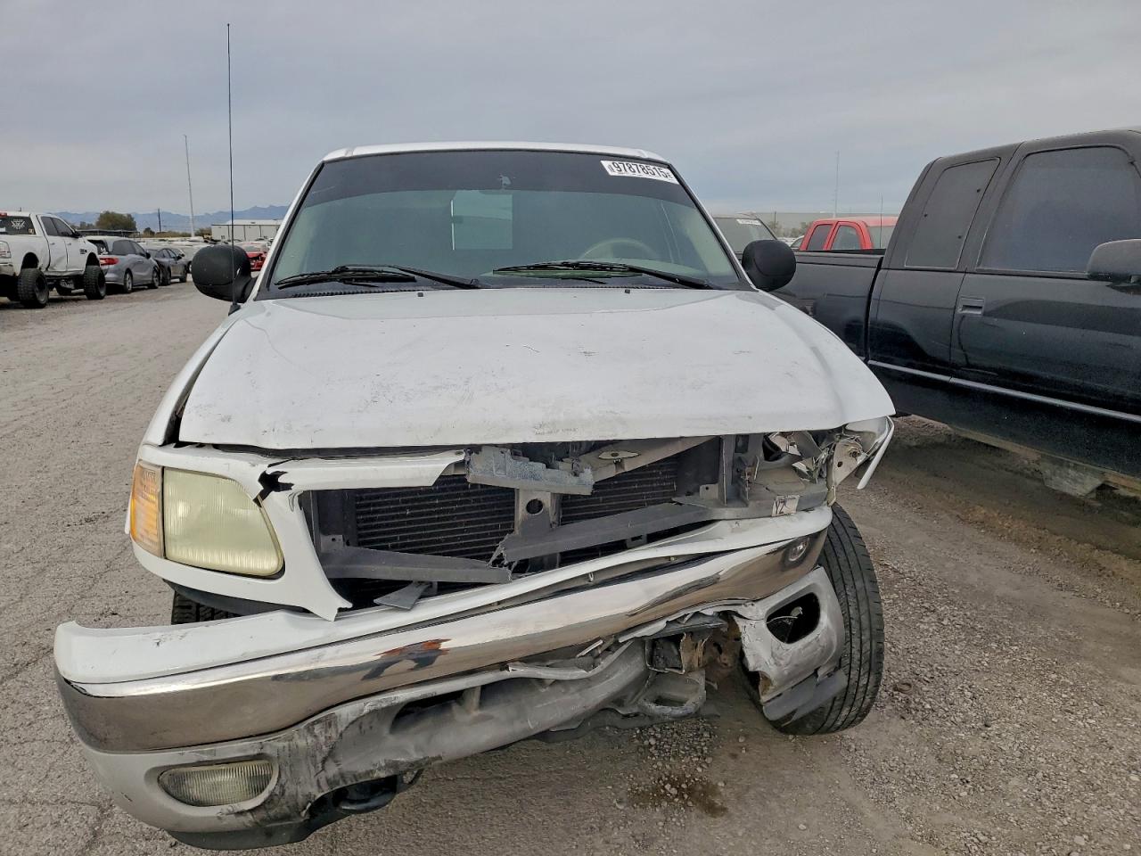 Ford F-150 Supercrew Image 7