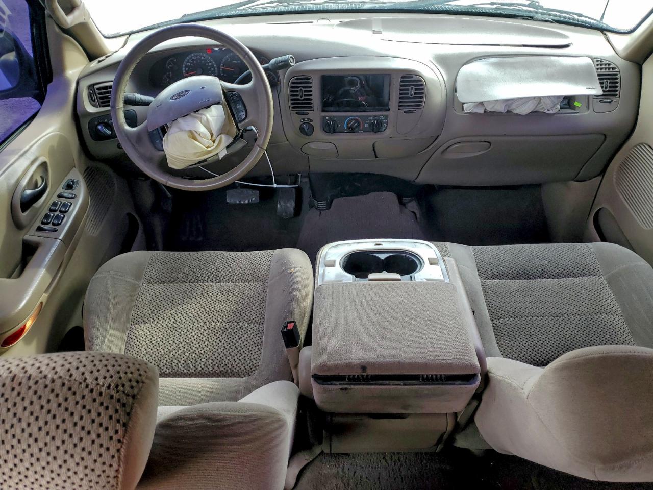 Ford F-150 Supercrew Image 13