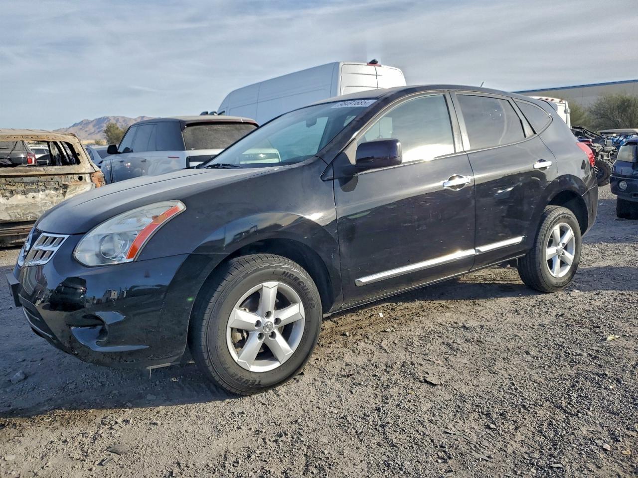 Nissan Rogue S Image 1