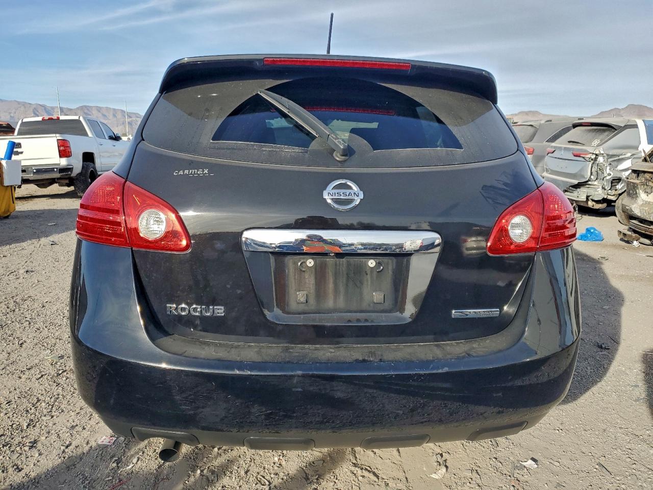 Nissan Rogue S Image 13