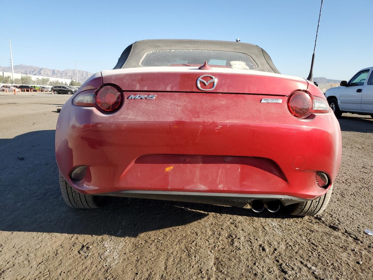 Mazda Mx5 Grand Touring Image 3
