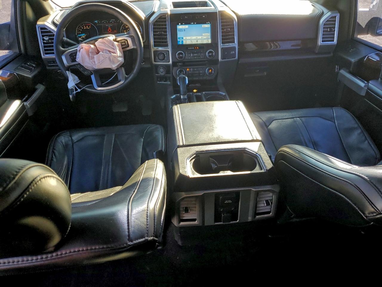 Ford F-150 Supercrew Image 7