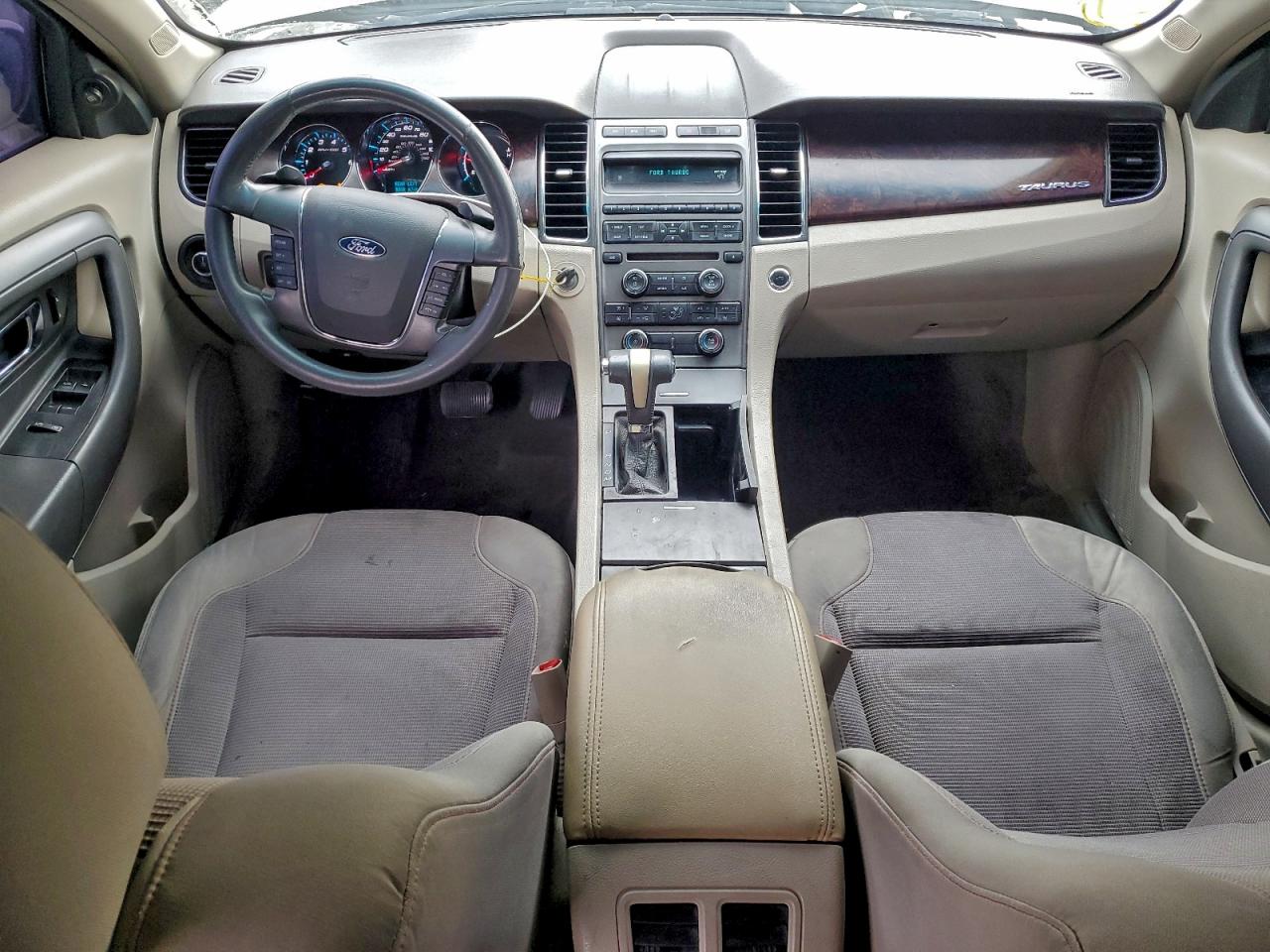 Ford Taurus Sel Image 10