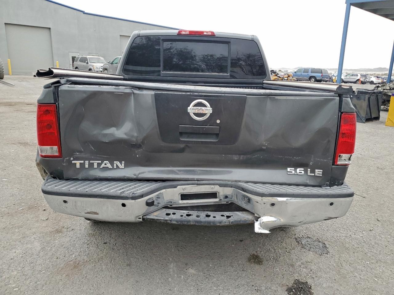 Nissan Titan Xe Image 6