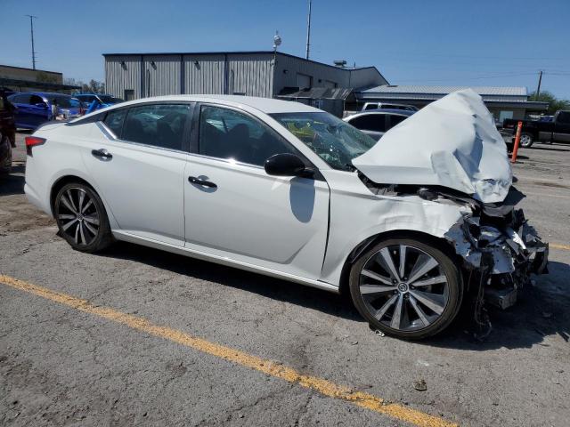 Nissan Altima Sr Image 2