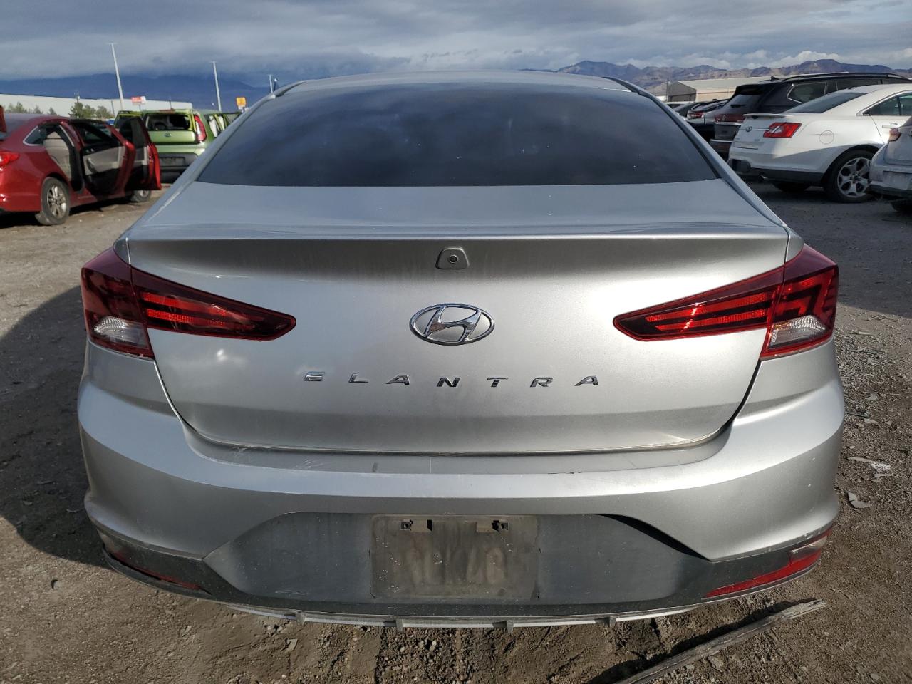 Hyundai ELANTRA Se Image 5