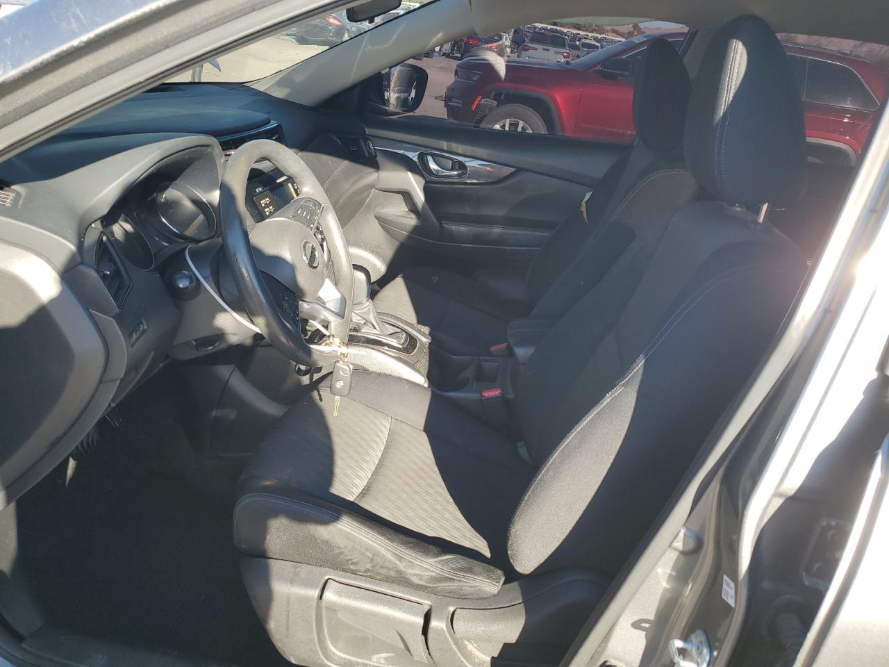 Nissan Rogue S Image 6