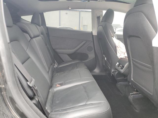 Tesla Model Y Image 11