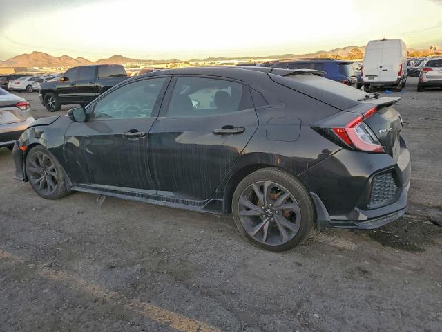 Honda Civic Sport Image 2