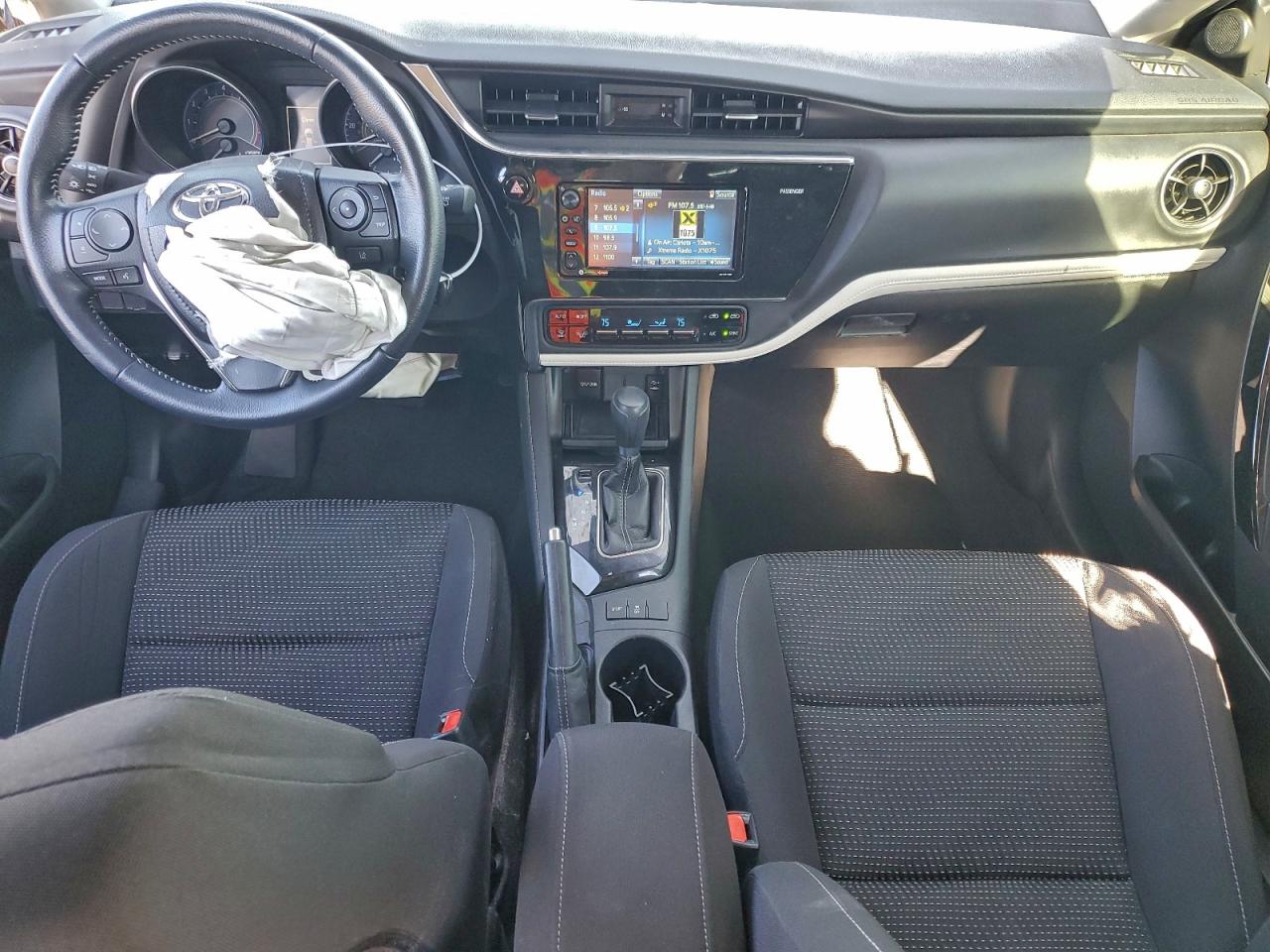 Toyota Corolla Image 7